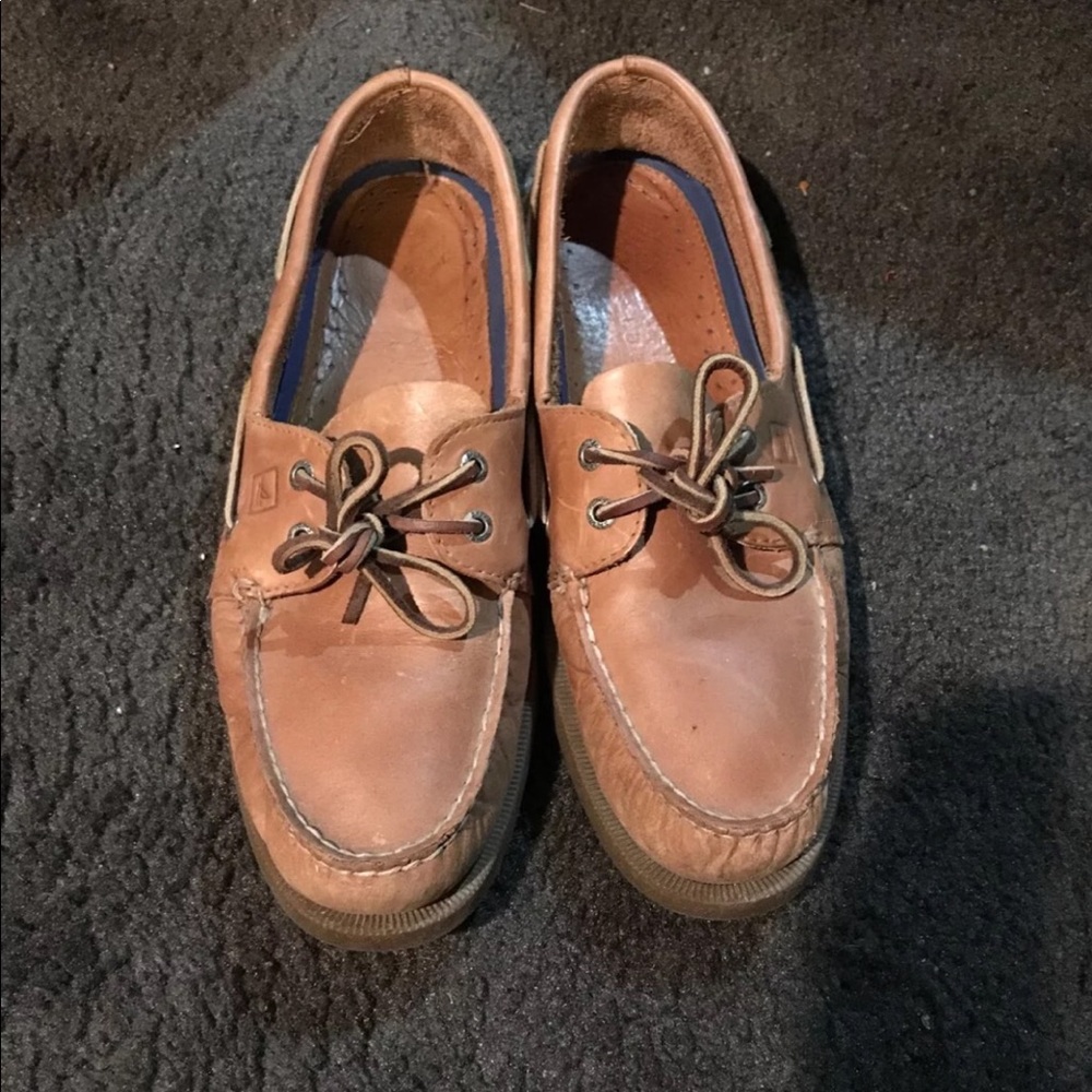 Sperry topsider boat shoes